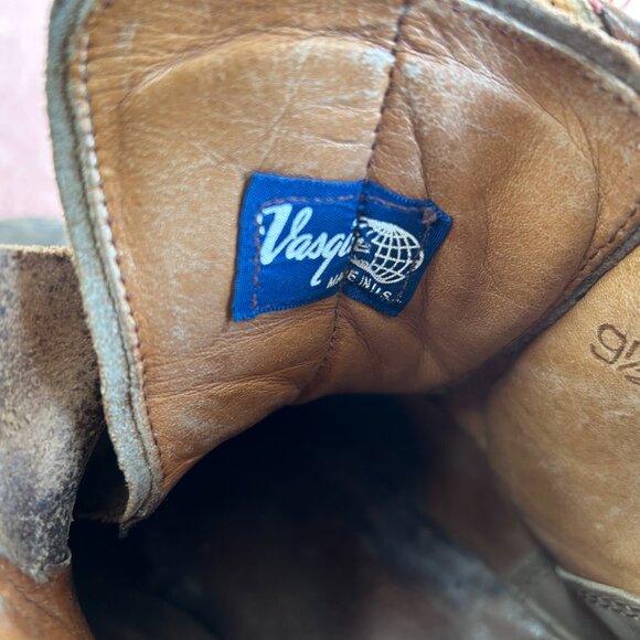 VASQUE HIKING BOOTS - size 9 1/2 - Picture 4 of 10